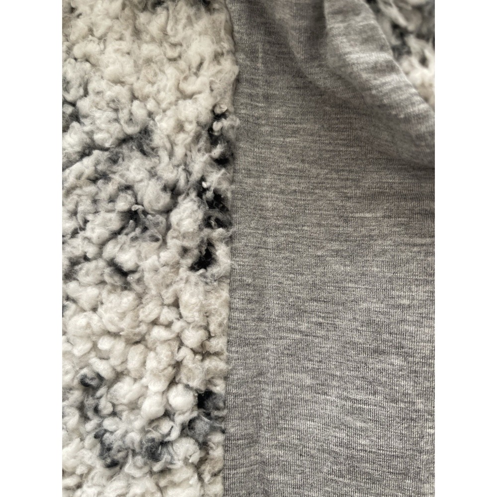 Cupio Sherpa Vest Women's Medium Cozy Soft‎ Grey Black Cream Snap Closure EUC - Picture 5 of 5